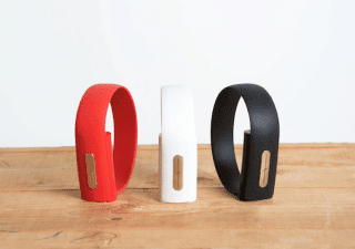 The Nymi Band comes in Carbon, Lava and Frost and in 2 adjustable sizes