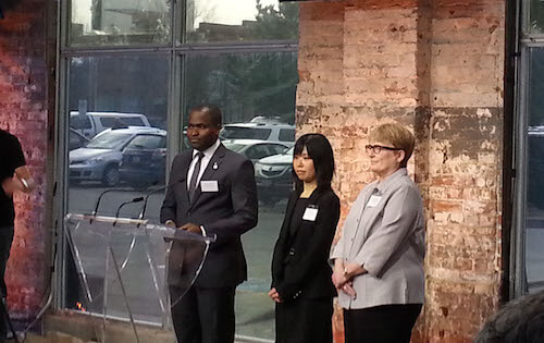 Citizens' choice winner Pillar – medication adherence device. Liyope Jibodu (management consulting), Yen Yen Yip (medical/healthcare communications), Virginia Walley MD. (professor, medical director)