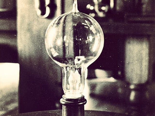 What the Internet can learn from the light bulb